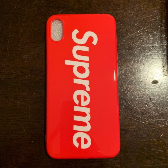 iphone xs max supreme